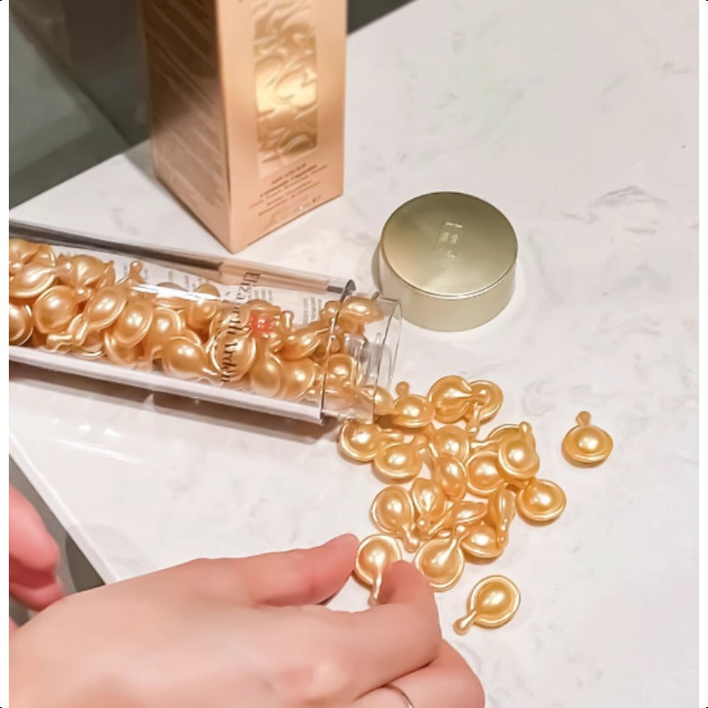 ELIZABETH ARDEN Retinol Ceramide Capsules Ceramide Capsules 2 Functions preserve moisture