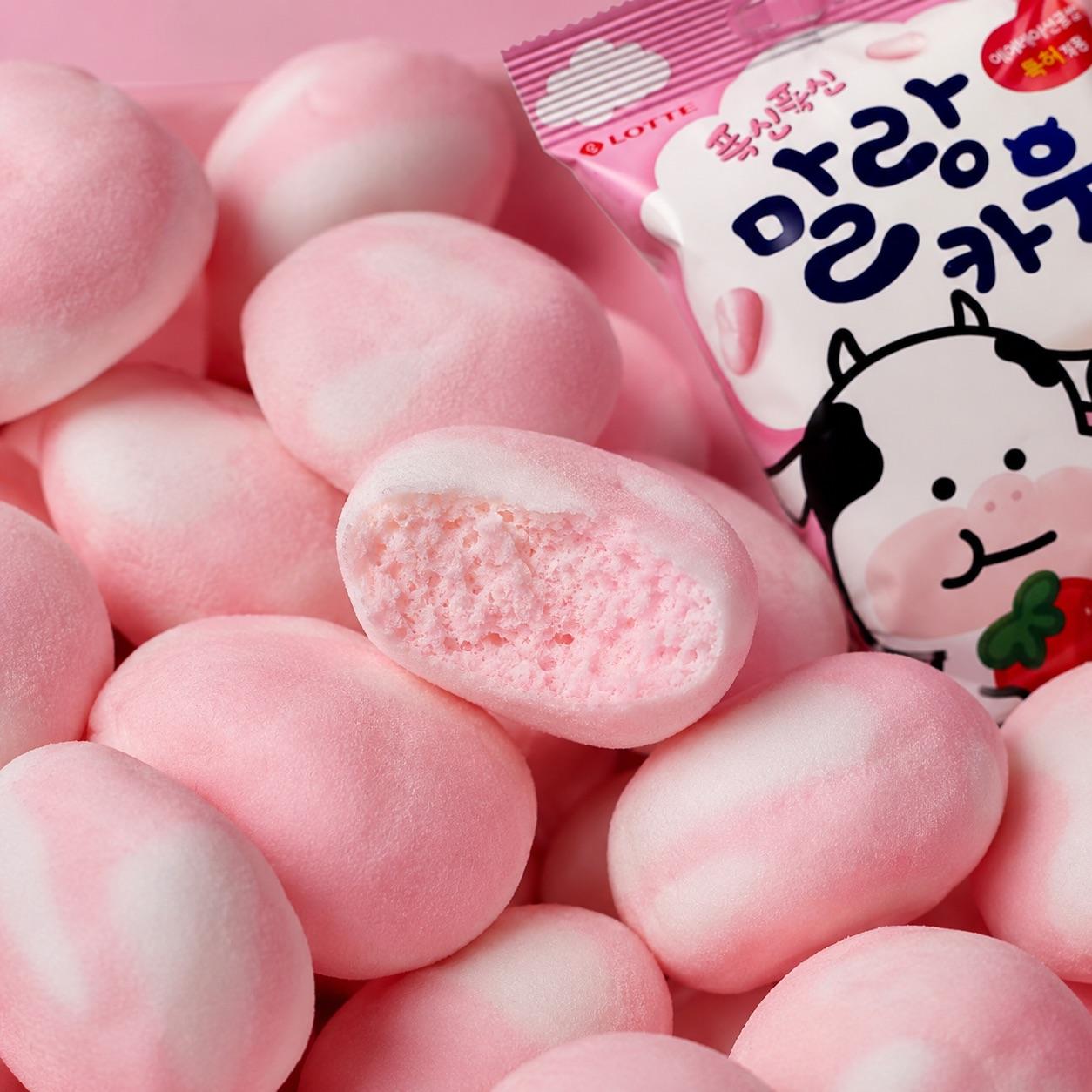 Lotte Cow‑Shaped Strawberry‑Milk Flavor Aerated Chewy Candy 63g