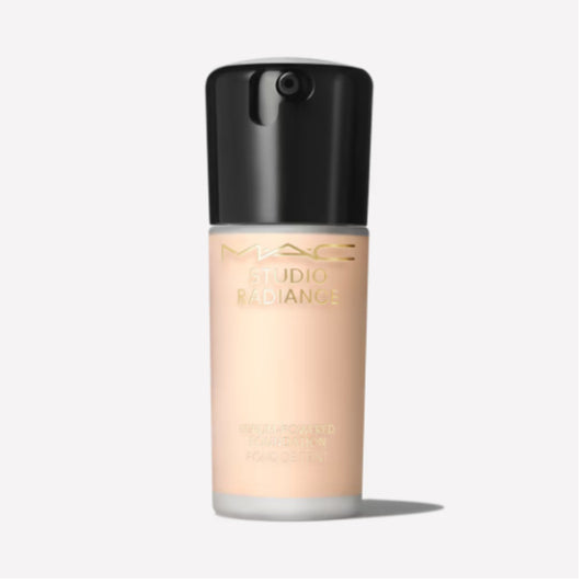 MAC Studio Radiance Serum-Powered Foundation – 24H Hydration