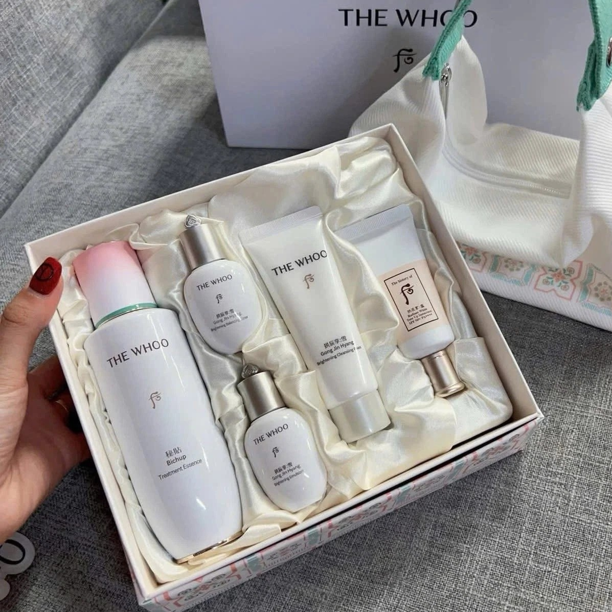 THE WHOO Bichup Treatment Essence 130mL Special SET