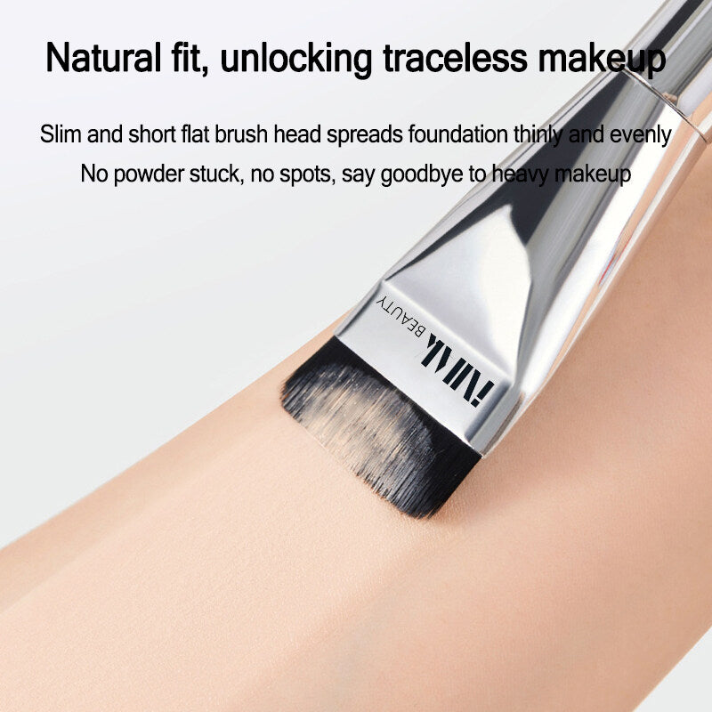 Inhak Spatula Wide Foundation Brush