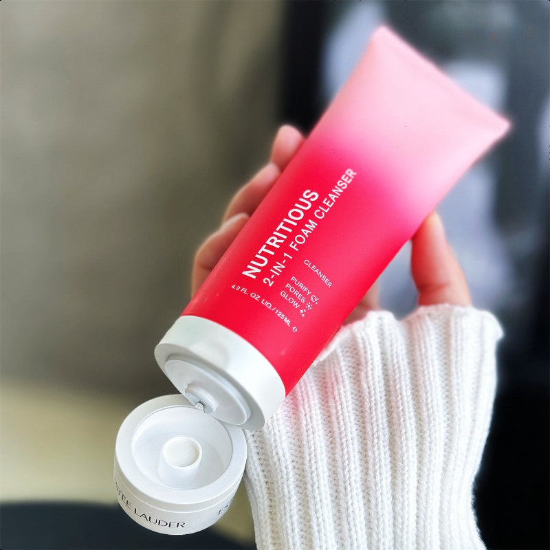 Estee Lauder Nutritious 2-in-1 Foam Cleanser - Size 4.2 Oz. / 125mL