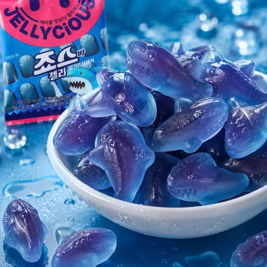 Lotte Shark‑Shaped Gummy Candy 70g