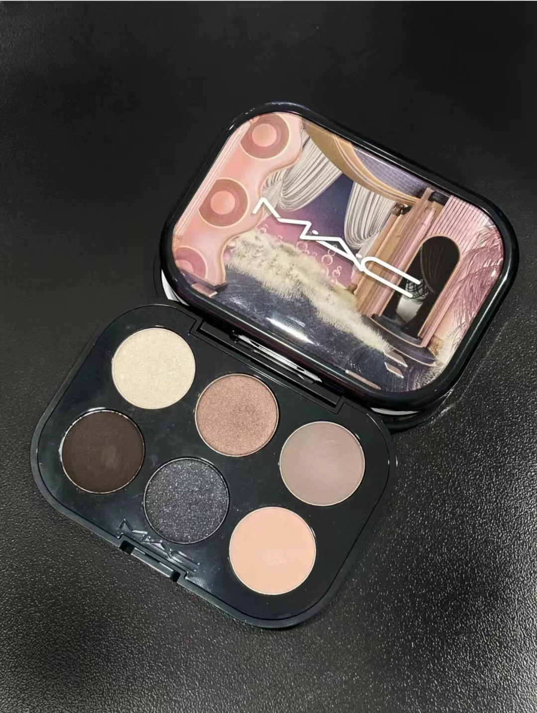 MAC Connect In Colour Eye Shadow Palette 6 shades