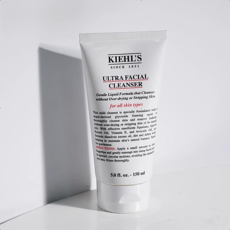 Kiehl's Deep Cleansing Foaming Facial Cleanser, Which Repairs The Skin Barrier and Gently Exfoliates, Is Suitable for All Skin Types (150ml)