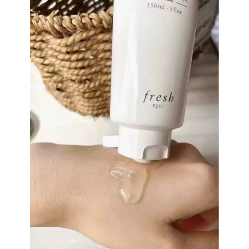 Fresh Soy Face Cleanser 5.1oz/ 150ml NEW