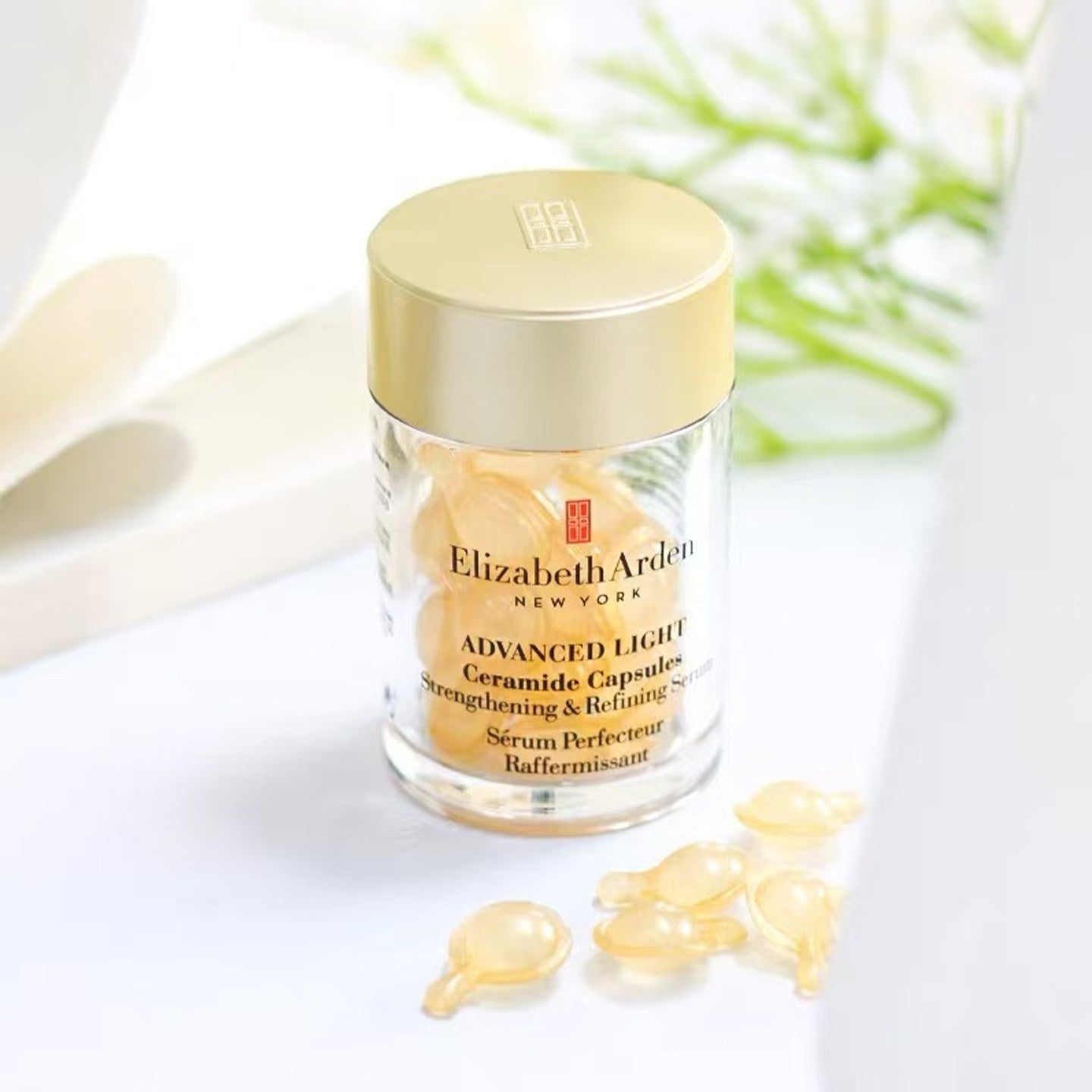 Elizabeth Arden Advanced Ceramide Daily Youth Restoring Serum Capsules (30 Pieces)，Two Options: Moisturizing / Refreshing