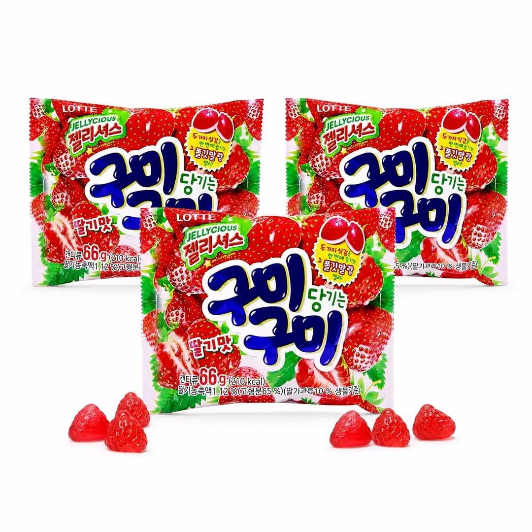 Lotte Strawberry Flavored Soft Candies 66g 5pcs | Rich Strawberry Flavor, Chewy Texture, Convenient Snack