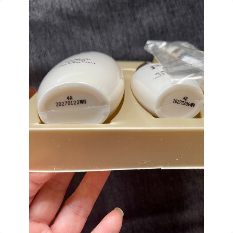 The History of Whoo CHEONGIDAN RADIANT CLEANSING FOAM SET 200ml+50ml, Exp 27