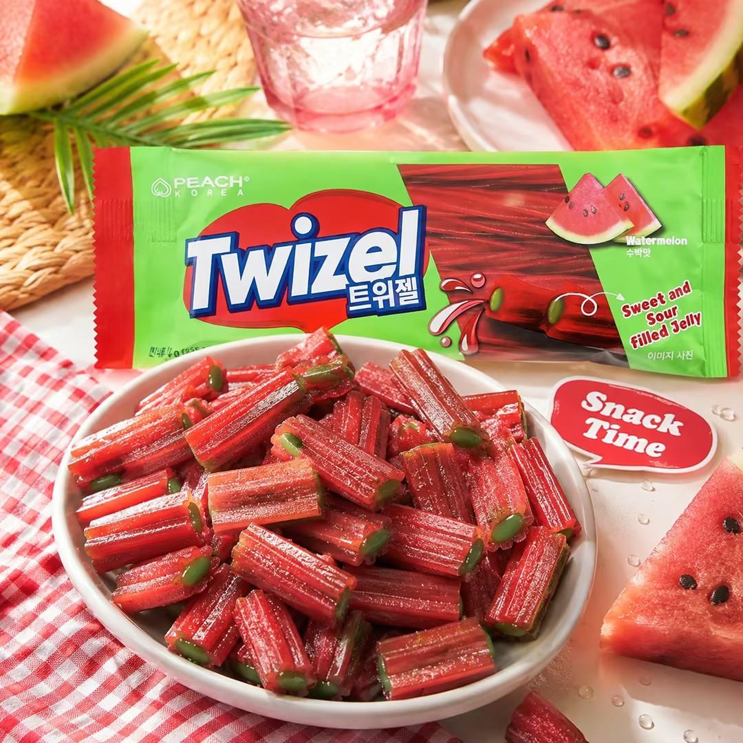 YEM Watermelon Flavored Long Strip Filled Gummy Candy 70g | Fresh juicy watermelon flavor, elastic gummy texture, fruity inner filling